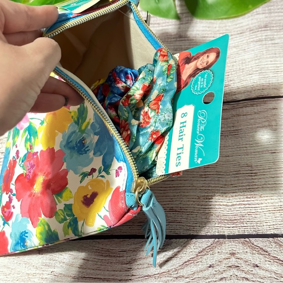 The Pioneer Woman Hair Ties 8 pack & Cosmetic bag NWT - Picture 9 of 9